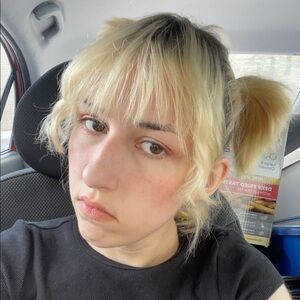 Meet your Posher, Ash